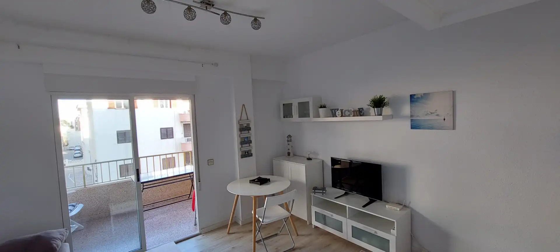 Sala de estar de Piso en venta en Santa Pola con Parquet, Terraza y Amueblado