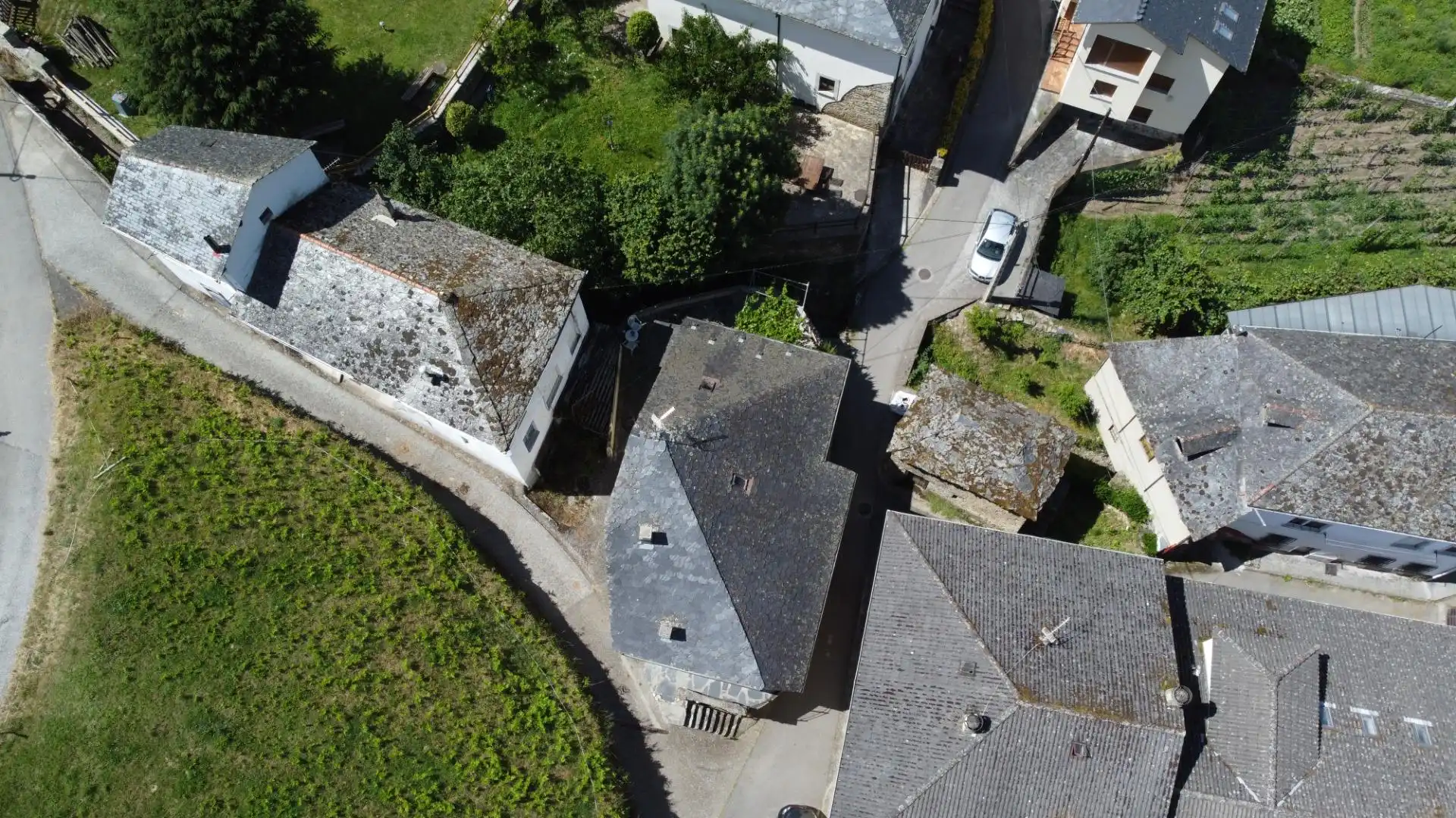 Vista exterior de Casa o chalet en venta en Cangas del Narcea con Jardín privado, Amueblado y Balcón