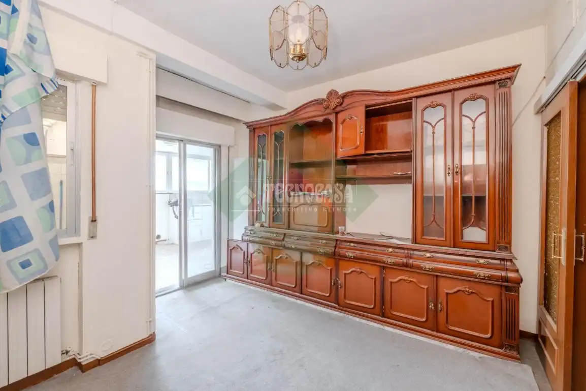 Habitación de Piso en venta en Madrid con Calefacción y Terraza