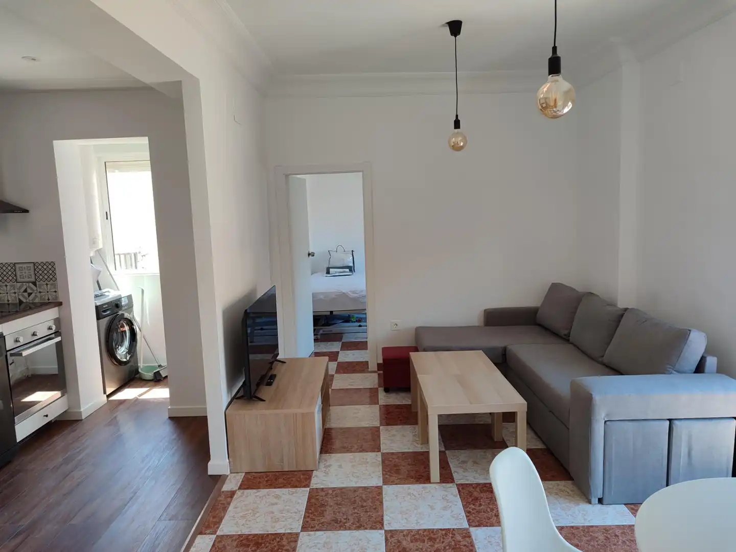 Sala d'estar de Pis de lloguer en Granada amb Terrassa, Moblat i Balcó