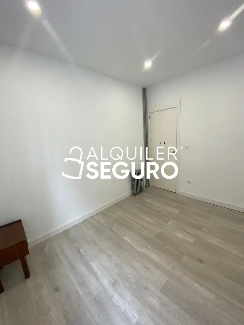 Flat with lift to rent in Fernández Iparraguirre, imagen 7