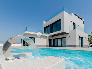Xalet amb piscina en venda a N/A
