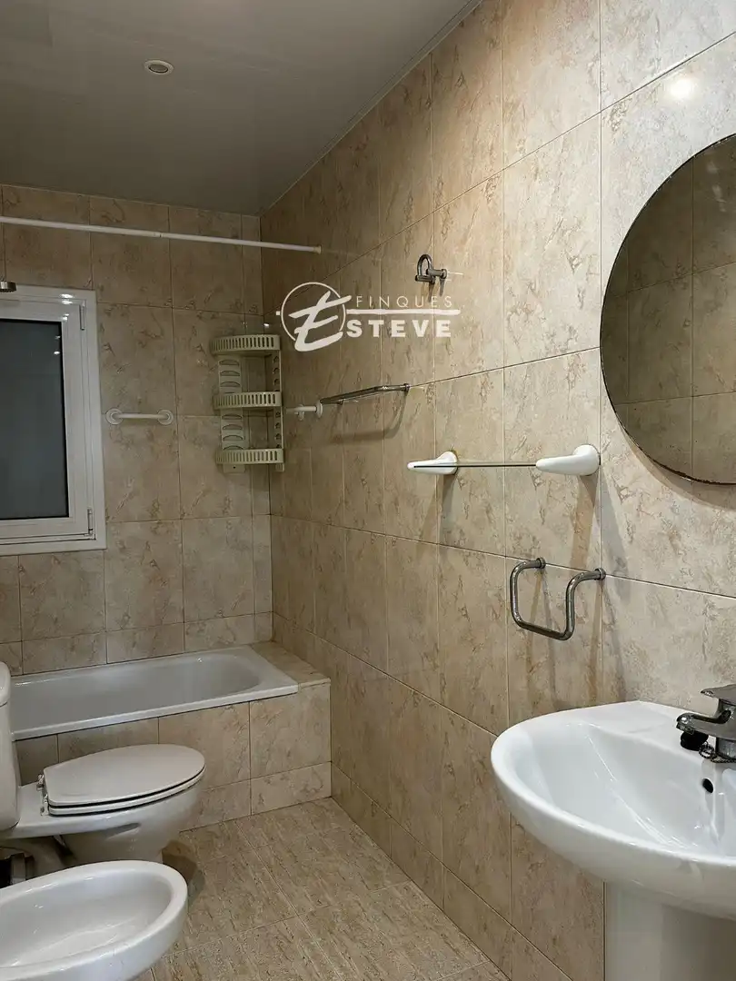 Badezimmer von Wohnung zum Verkauf in Calafell mit Terrasse und Abstellraum