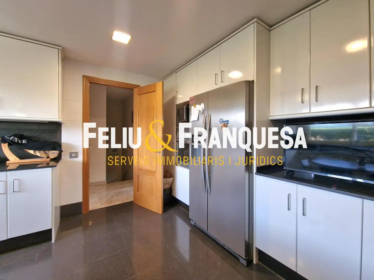 Kitchen of Houses for sale in Sant Cugat del Vallès  with Heating, Private garden and Terrace