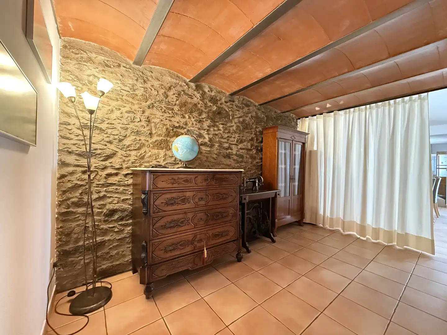 Wohnung zur Miete in Roses mit Klimaanlage, Möbliert und Ofen