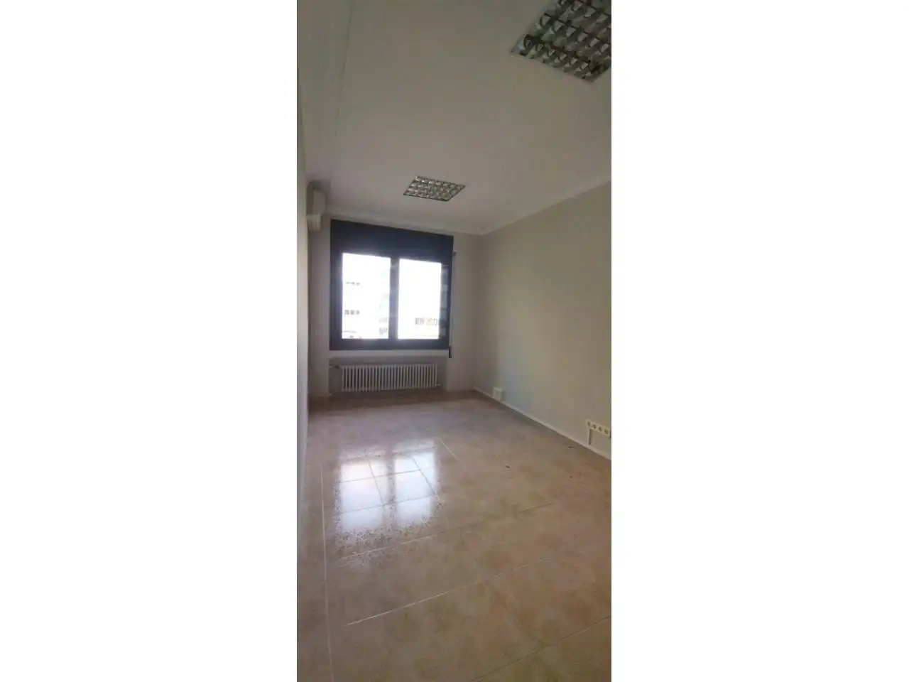 Bureau avec ascenseur à louer à Calle Angel Guimerà, imagen 14