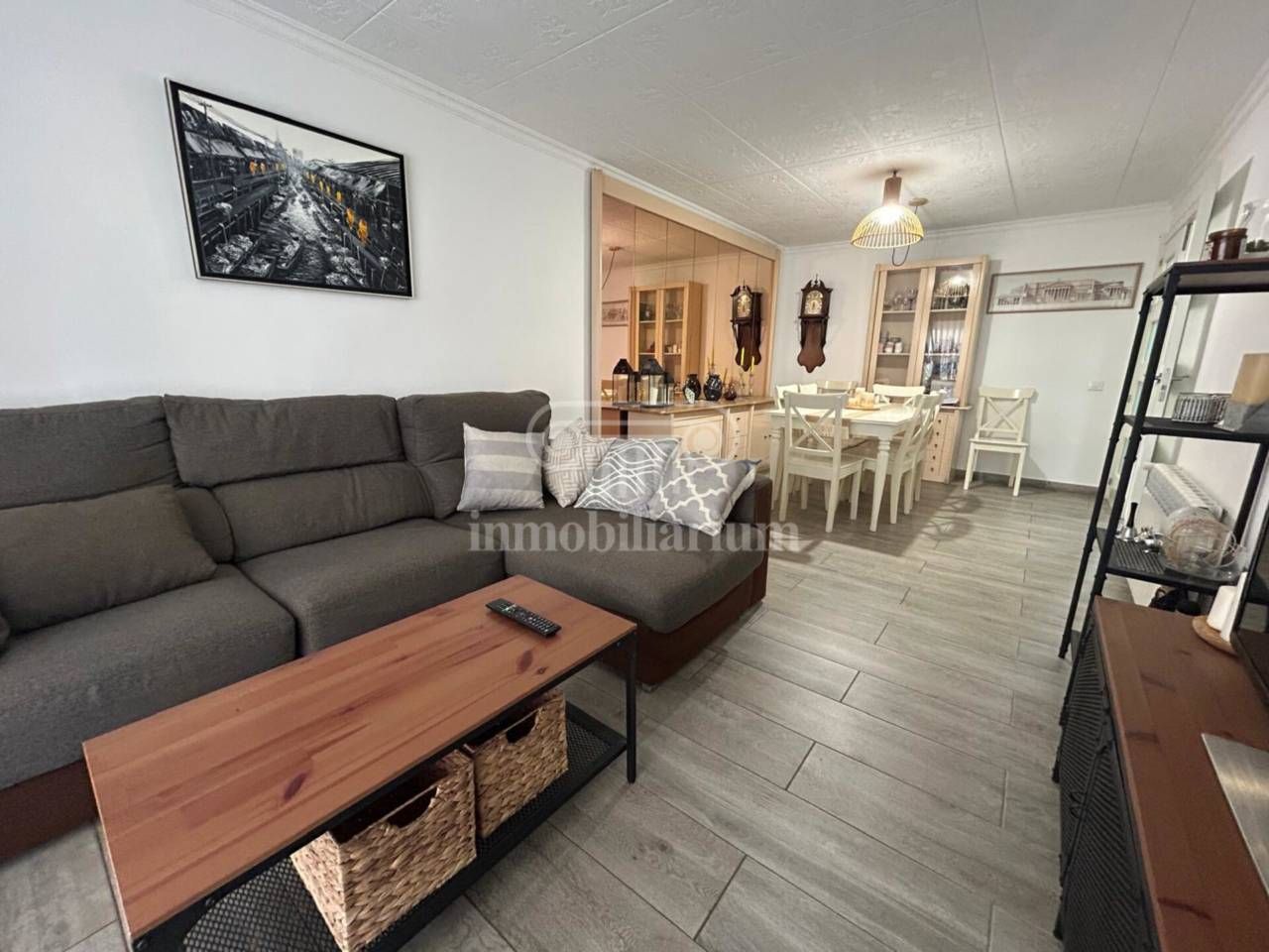 Pis en venda a Calle Francesc Torrescassana, El Molí - El Rieral