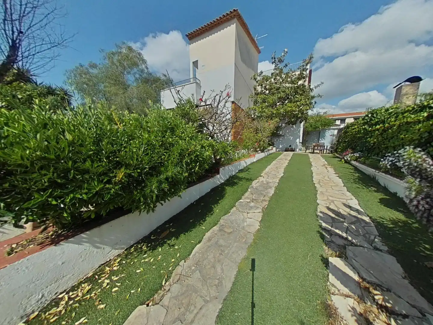 Jardín de Casa o chalet en venta en Vilanova i la Geltrú con Jardín privado, Terraza y Trastero