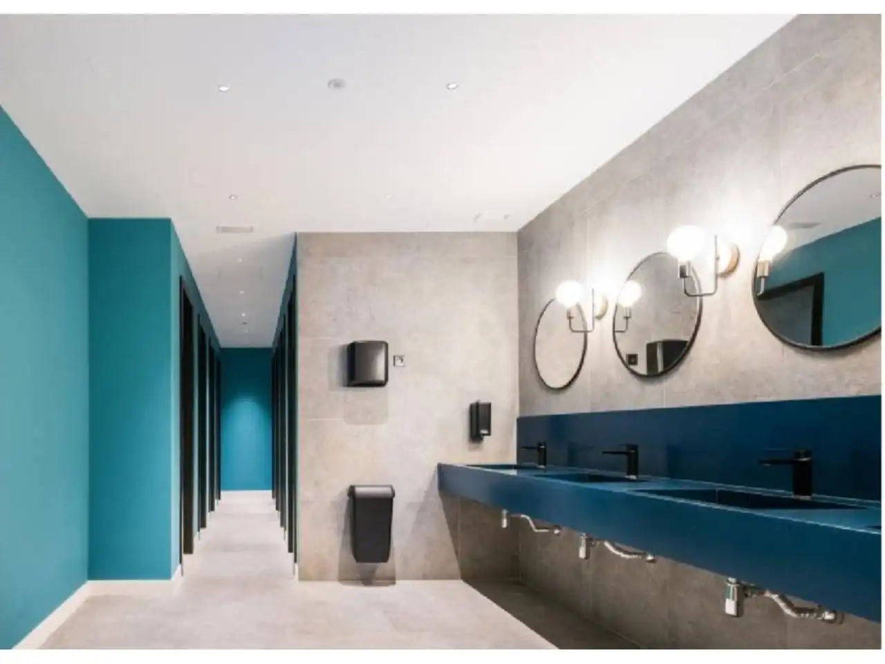 Badezimmer von Büro zur Miete in Pozuelo de Alarcón mit Klimaanlage und Alarm