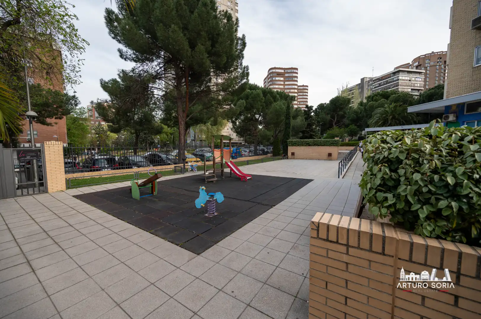 Terraza de Piso de alquiler en Madrid con Aire acondicionado, Trastero y Lavadora