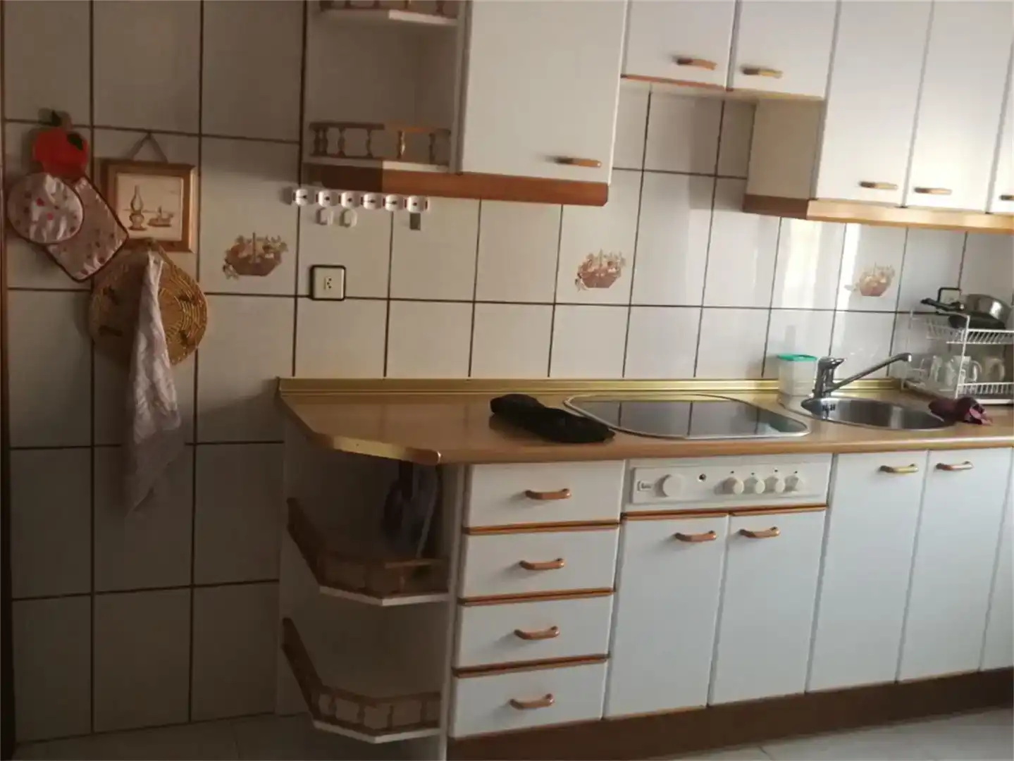 Cocina de Casa adosada en venta en Fuenteguinaldo con Trastero y Amueblado