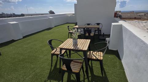 Foto 2 de Ático de alquiler en Los Jardines de Marbella - La Ermita, Málaga