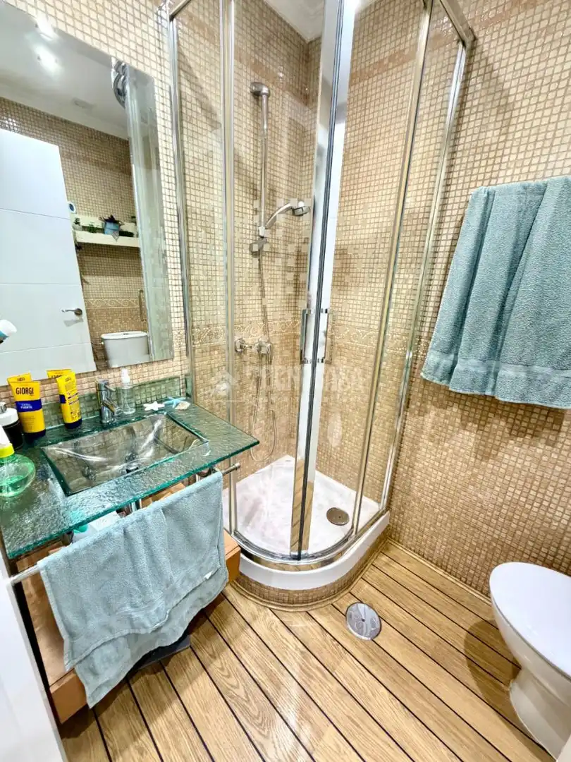 Bathroom of Flat for sale in Arganda del Rey  with Air Conditioner, Heating and Parquet flooring