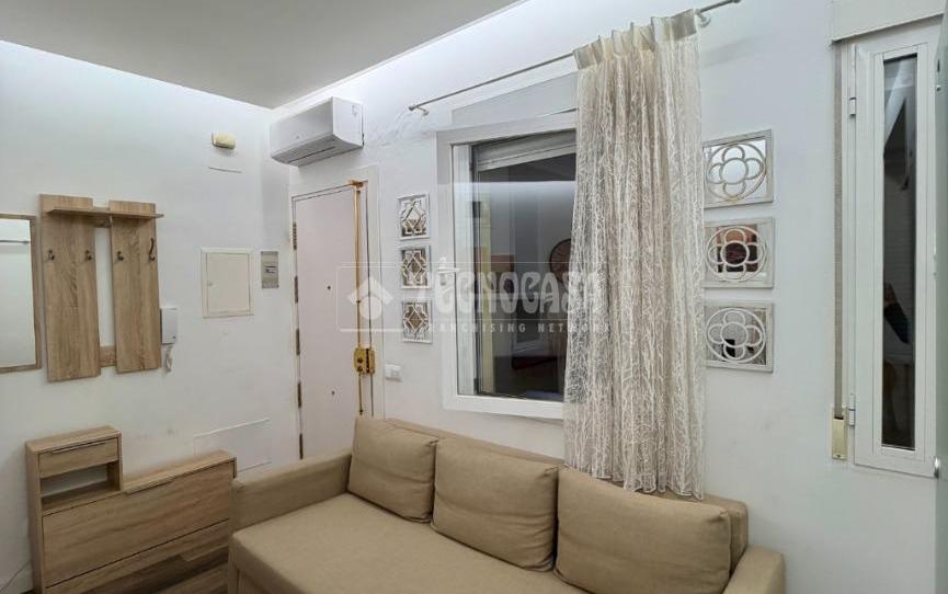 Photo 1 of Flat to rent in Cortes - Huertas, Madrid