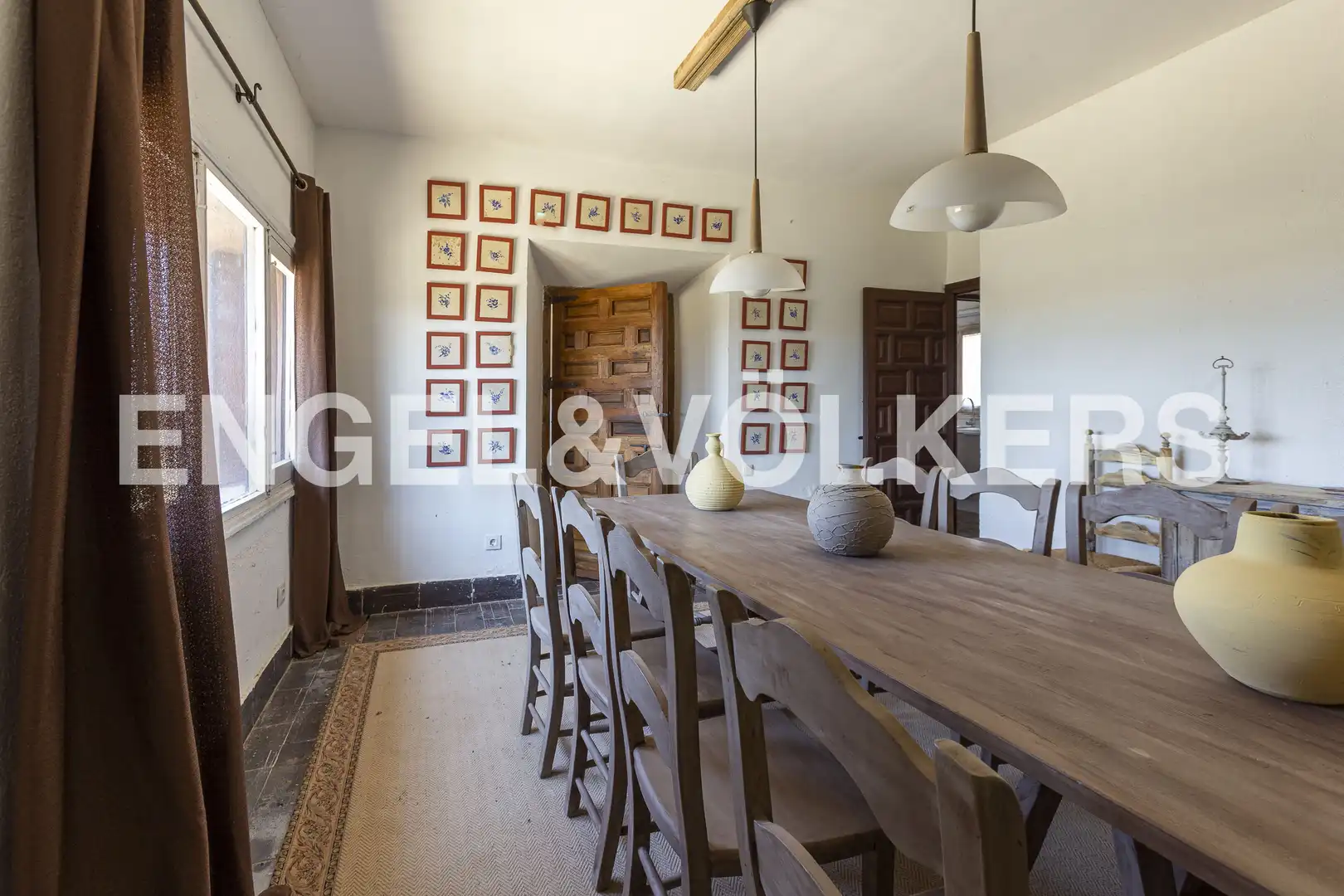 Comedor de Finca rústica en venta en Villanueva de la Cañada con Calefacción