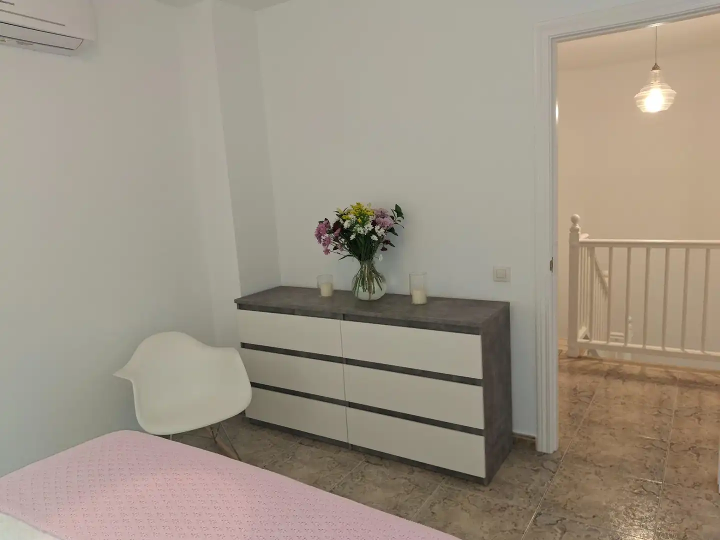 Schlafzimmer von Einfamilien-Reihenhaus zum Verkauf in Oropesa del Mar / Orpesa mit Klimaanlage und Balkon