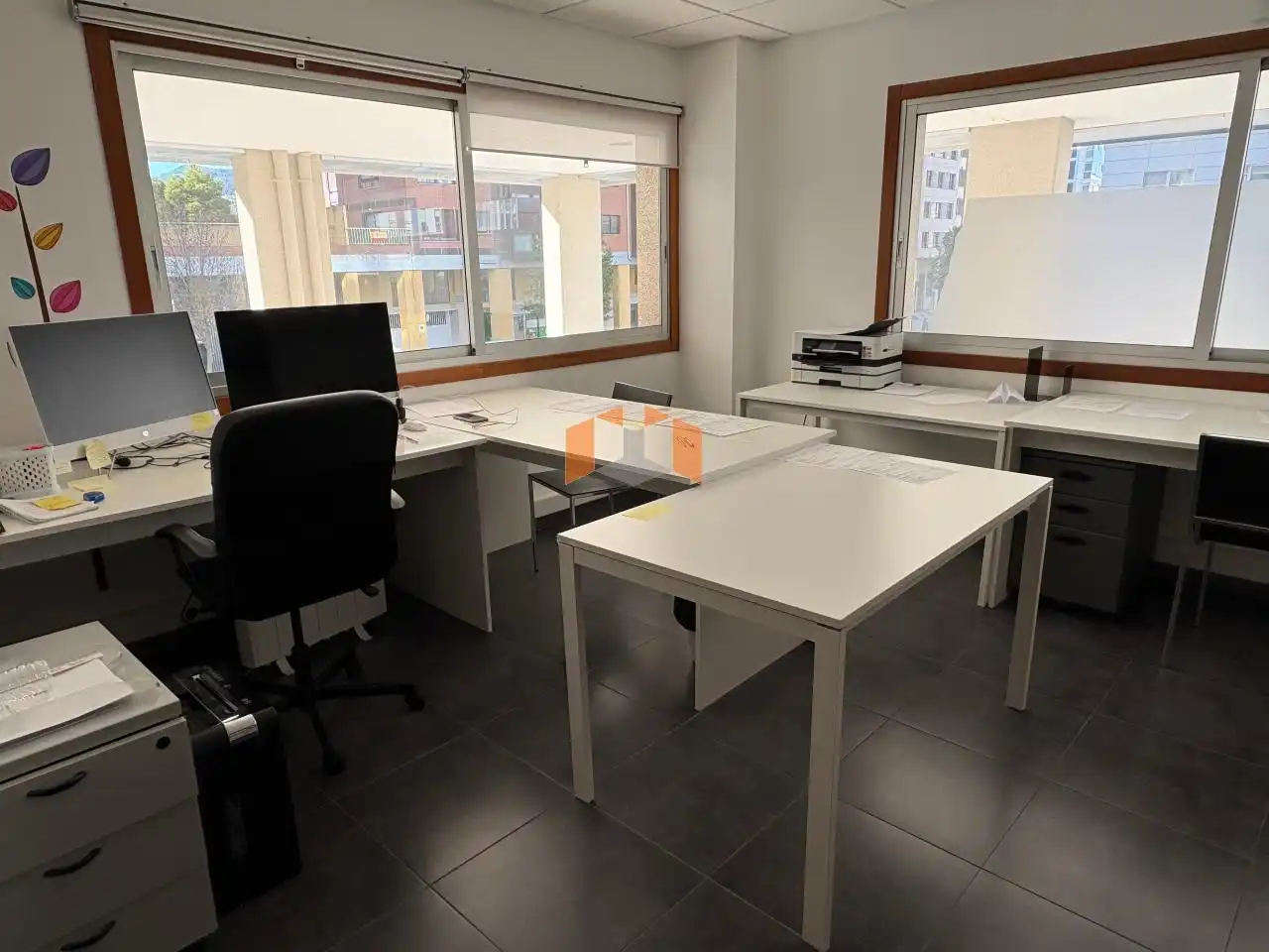 Office space with lift for sale in Navia, imagen 2