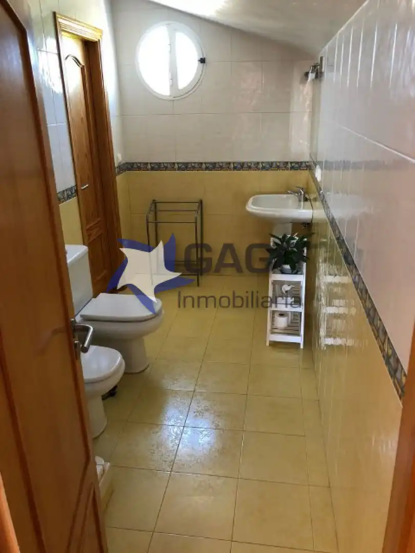 Bany de Pis en venda en Córdoba amb Aire condicionat