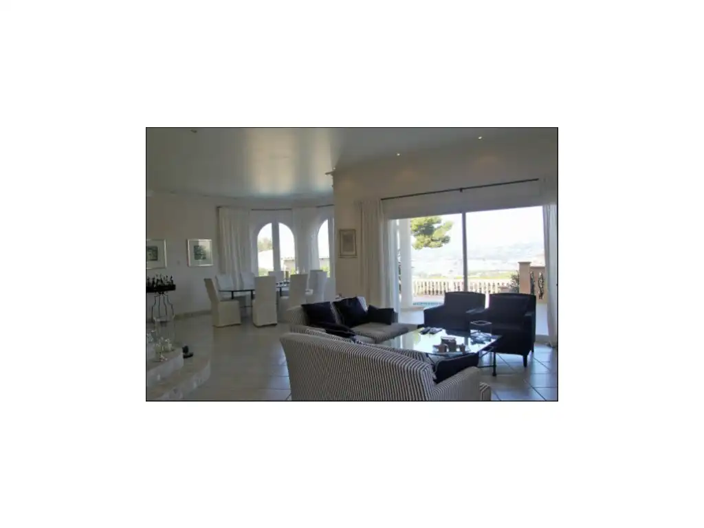 Living room of Houses for rent in Calvià  with Air Conditioner, Private garden and Terrace