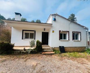 Außenansicht von Haus oder Chalet miete in Sant Salvador de Guardiola mit Privatgarten, Terrasse und Abstellraum