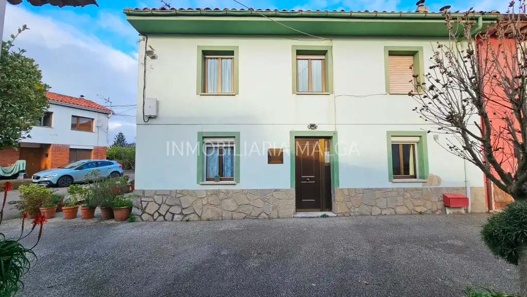 Haus mit Garten zum Verkauf in Barrio Villanueva 7, imagen 4