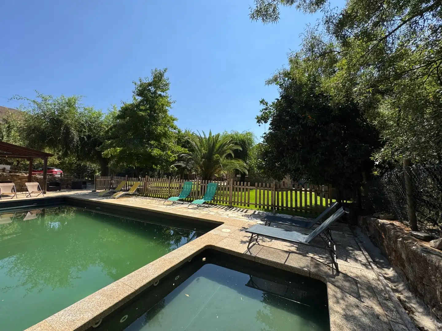 Piscina de Casa o xalet en venda en Candeleda amb Aire condicionat, Calefacció i Jardí privat