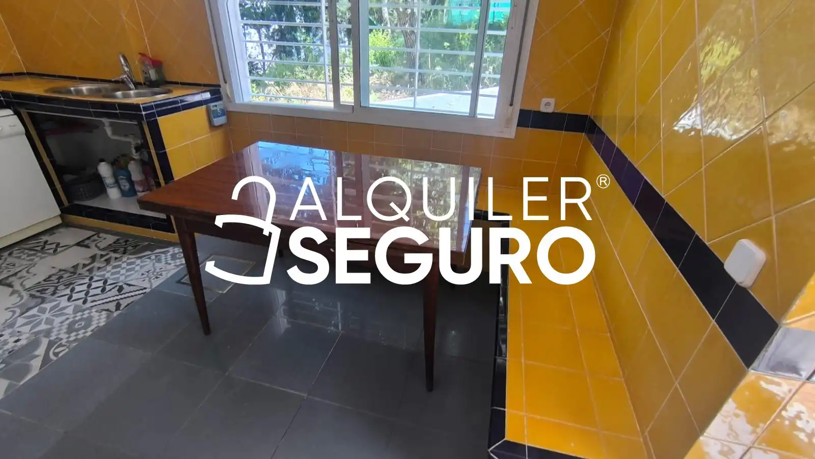 Houses for rent in ALCARAVAN, Salteras