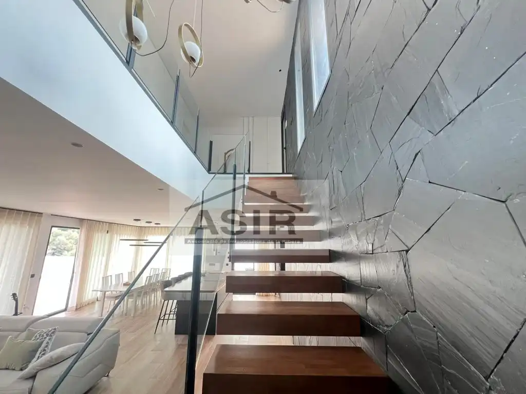 Casa o chalet en venta en Alzira con Aire acondicionado, Terraza y Piscina