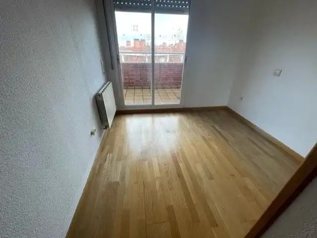 Habitación de Ático en venta en Rivas-Vaciamadrid con Aire acondicionado, Calefacción y Terraza