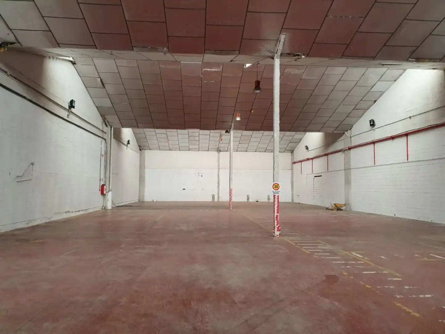 Nave industrial de alquiler en Sevilla