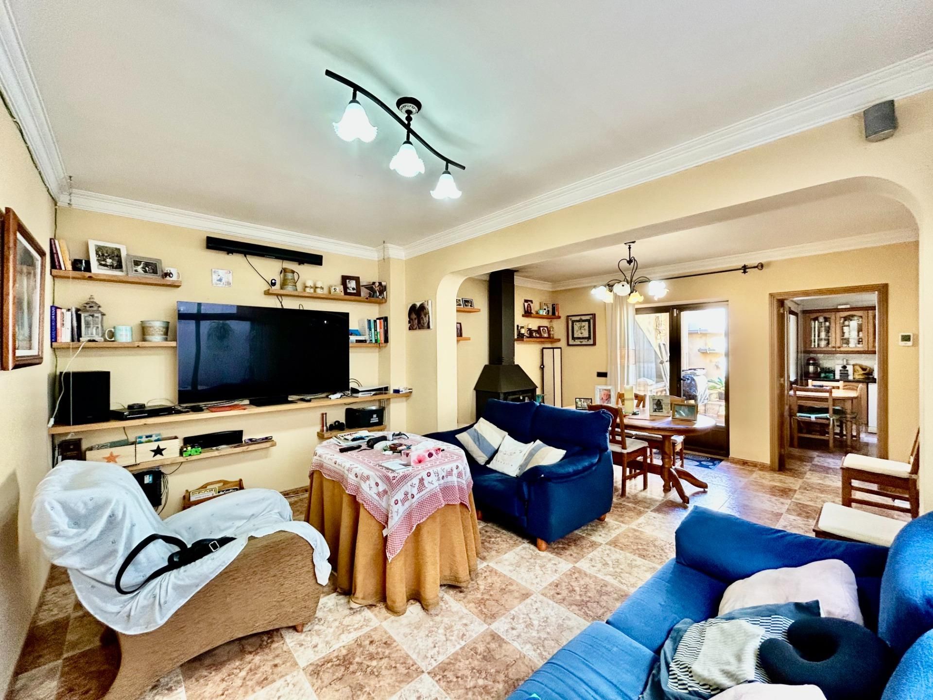 Sala d'estar de Casa o xalet en venda en Porreres amb Aire condicionat, Terrassa i Traster