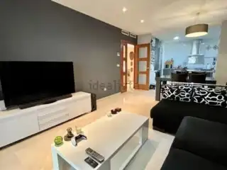 Sala de estar de Piso en venta en Paterna con Calefacción, Terraza y Trastero