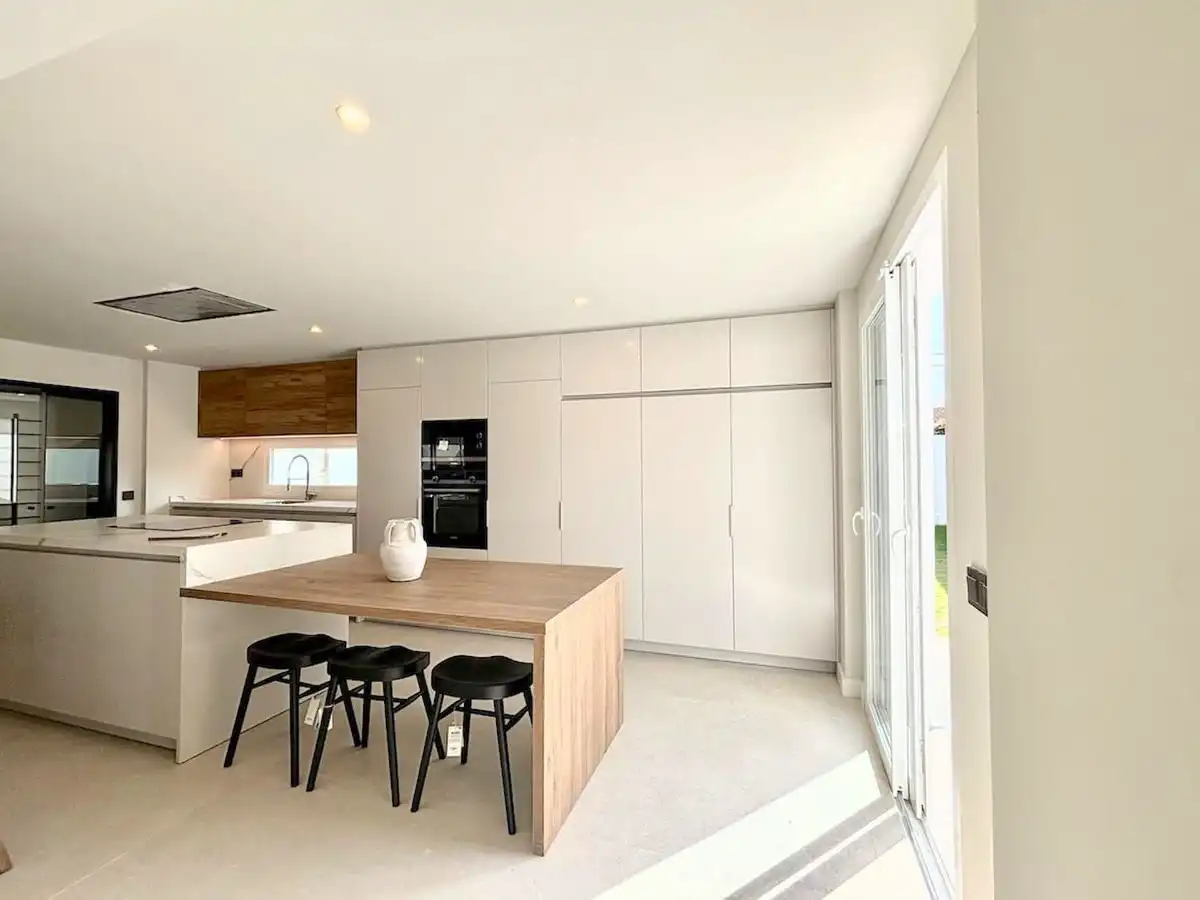 Villa mit Pool zur Miete in Milla de Oro, imagen 4