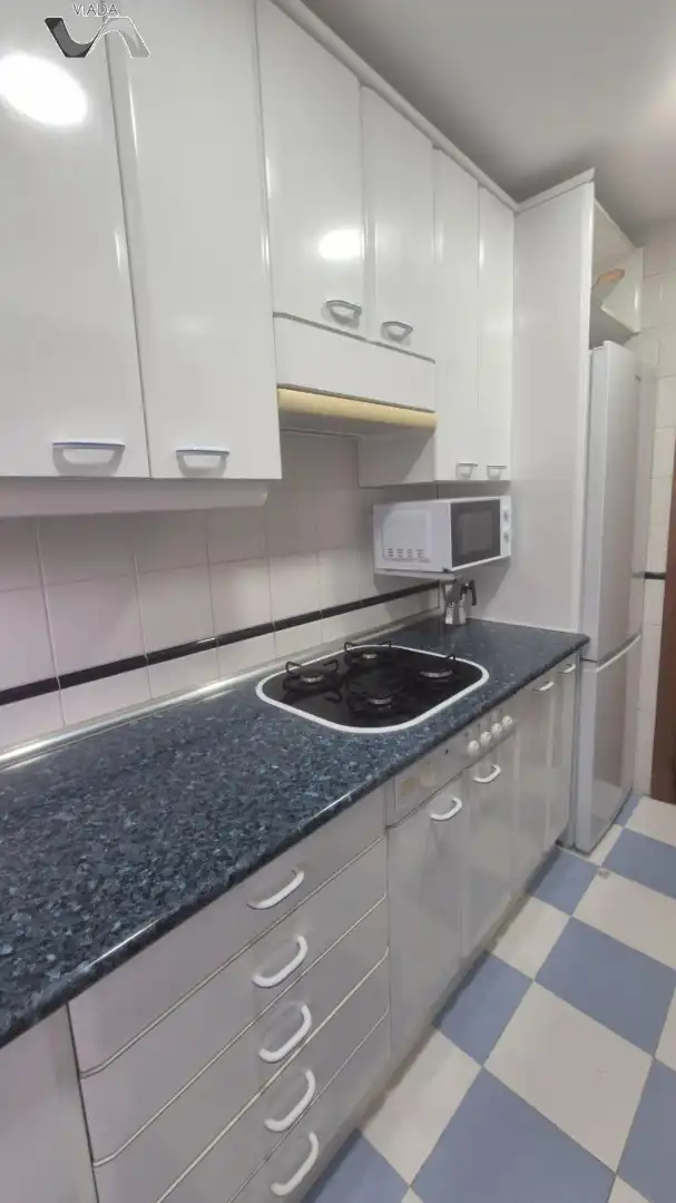 Cocina de Apartamento de alquiler en Puertollano con Aire acondicionado, Calefacción y Terraza