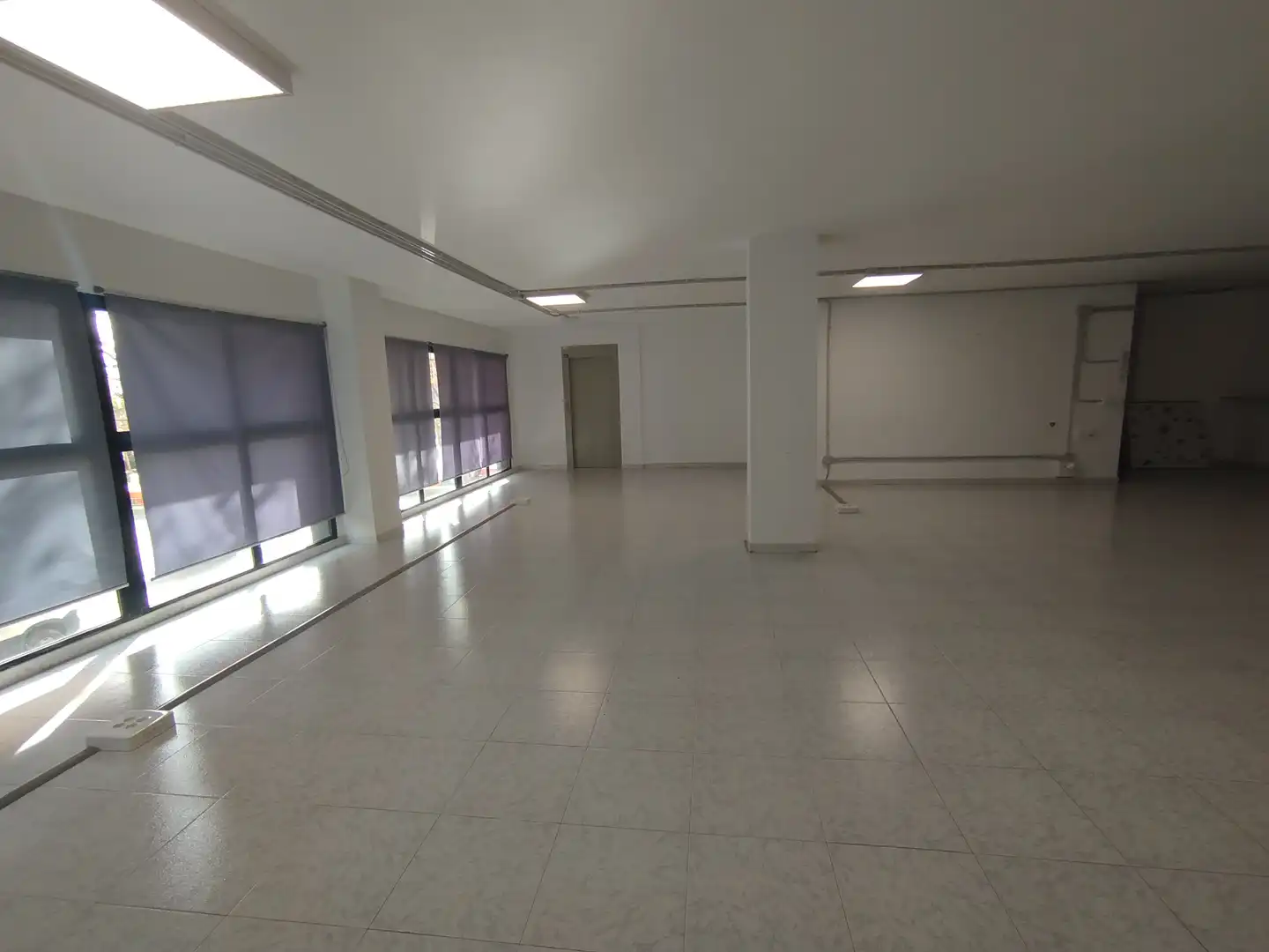 Bureau avec ascenseur à vendre à Carrer de Llucena, imagen 3