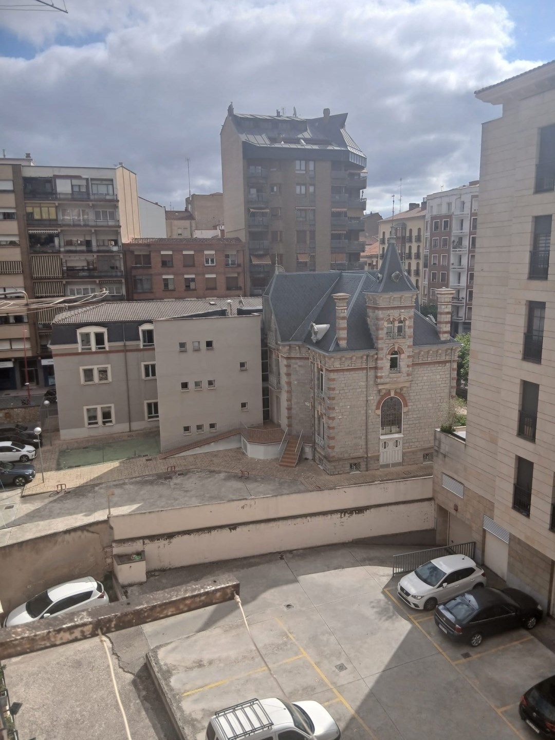 Flat for sale in Torre de Miranda  iz, Centro
