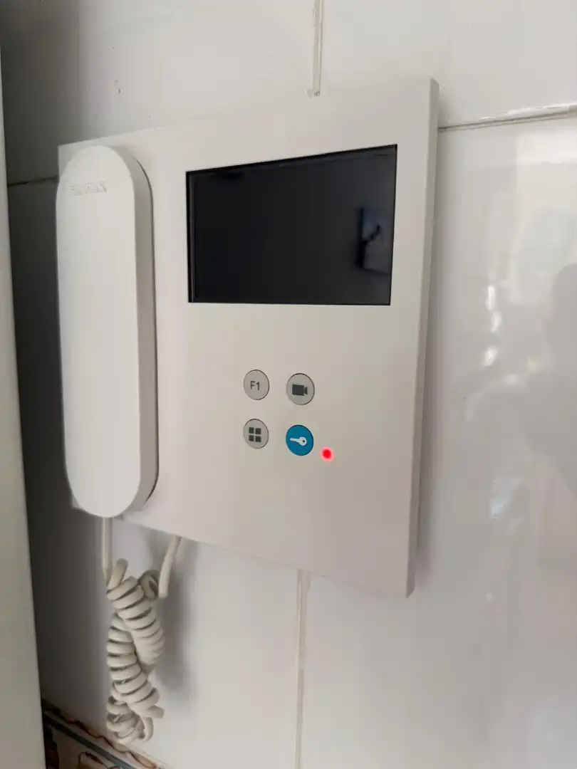 Piso en venta en Valencia con Aire acondicionado, Horno y Balcón
