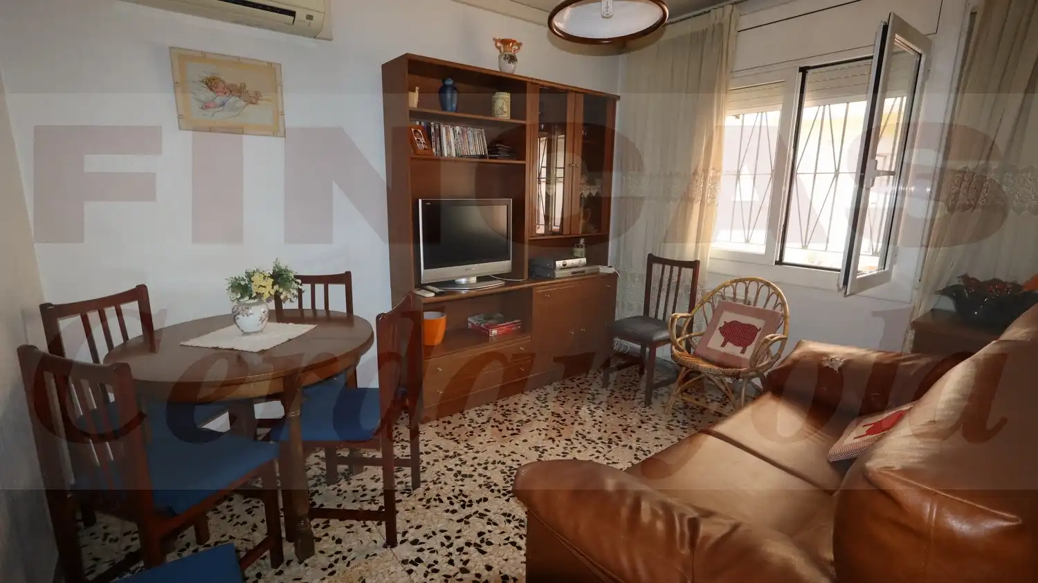 Sala d'estar de Pis en venda en Cerdanyola del Vallès amb Calefacció, Terrassa i Balcó