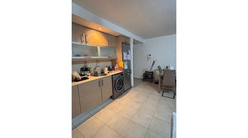 Foto 2 de Piso en venta en Calle Castell, Can Fatjó - Sant Jordi Park - Plana del Castell, Rubí