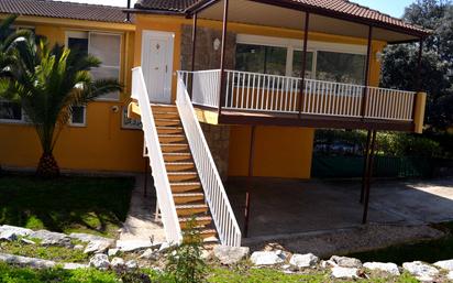 Exterior view of Single-family semi-detached to rent in La Moraleja  with Heating, Private garden and Terrace