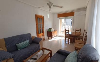 Sala d'estar de Pis en venda en San Pedro del Pinatar amb Aire condicionat i Balcó