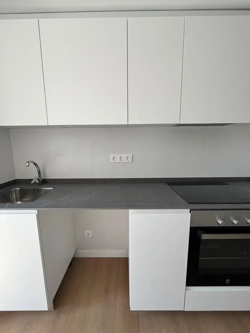 Küche von Wohnung zum Verkauf in Castellón de la Plana / Castelló de la Plana mit Klimaanlage
