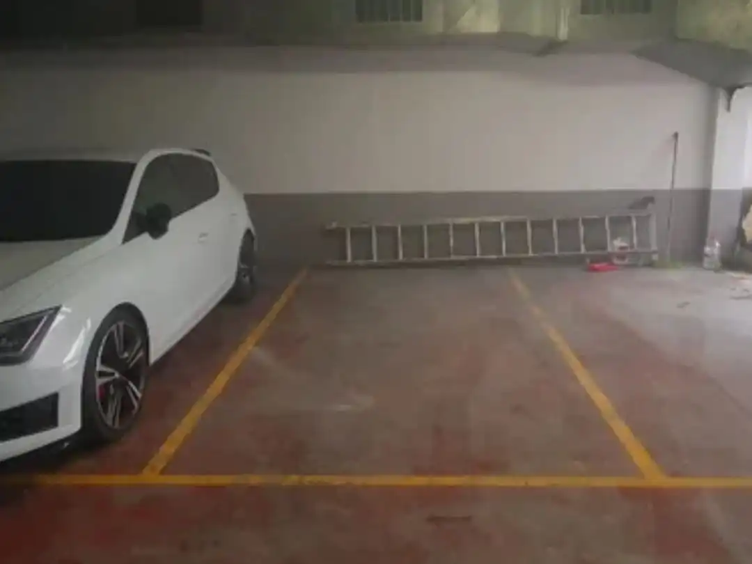 Einzelparkplatz zum Verkauf in Bejar 79