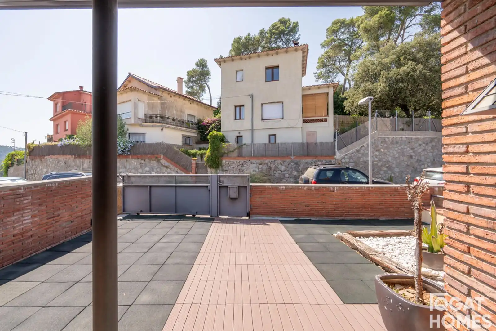 Vista exterior de Casa o chalet en venta en Sant Cugat del Vallès con Calefacción, Terraza y Trastero