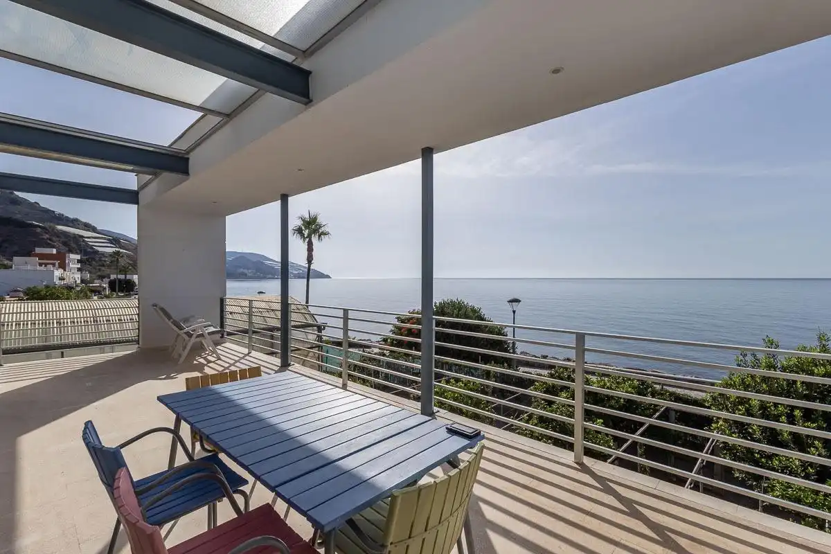 House with garden for sale in Sorvilán