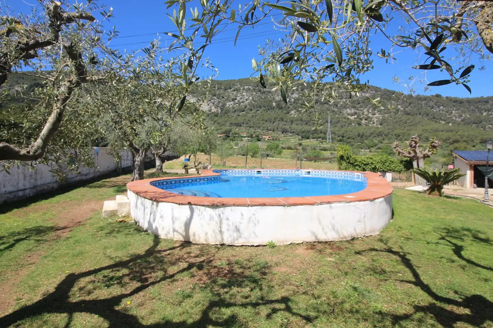Piscina de Casa o xalet de lloguer en Canyelles amb Aire condicionat, Calefacció i Jardí privat