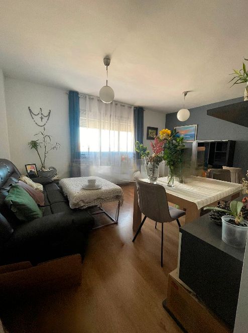 Sala d'estar de Pis de lloguer en Alhendín amb Aire condicionat, Calefacció i Moblat