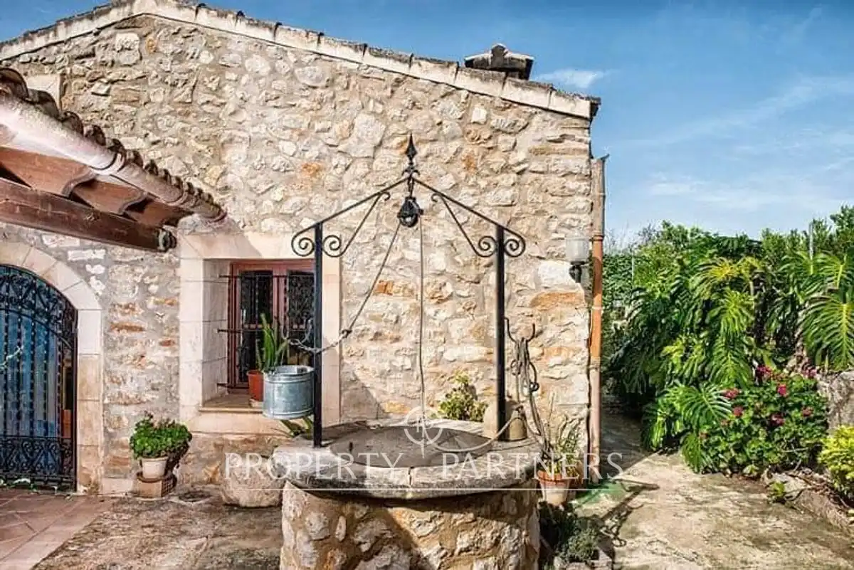 Terrassa de Finca rústica en venda en Sant Llorenç des Cardassar amb Calefacció, Jardí privat i Terrassa