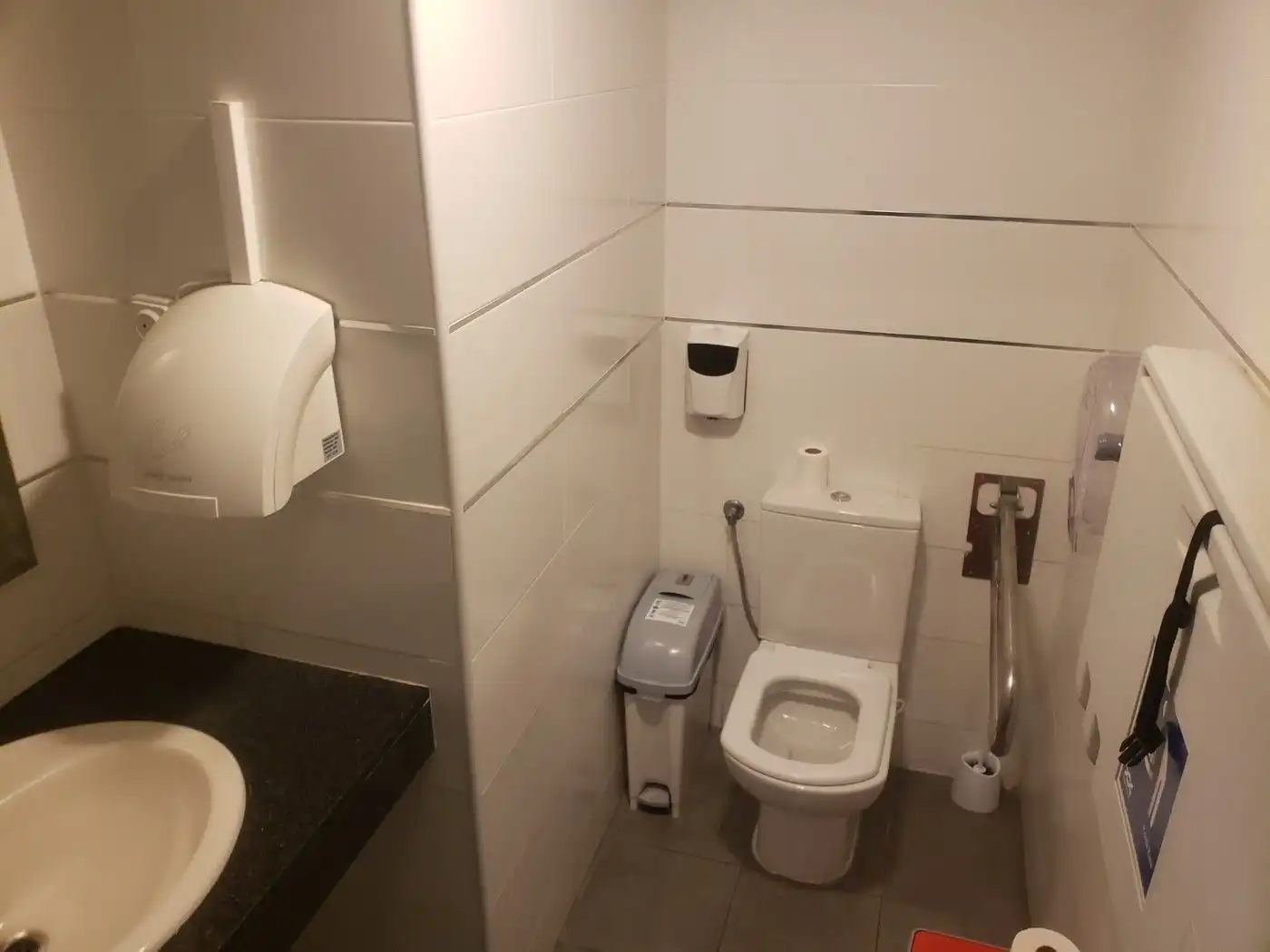 Business premises for transfer in Ciutat Vella, imagen 20