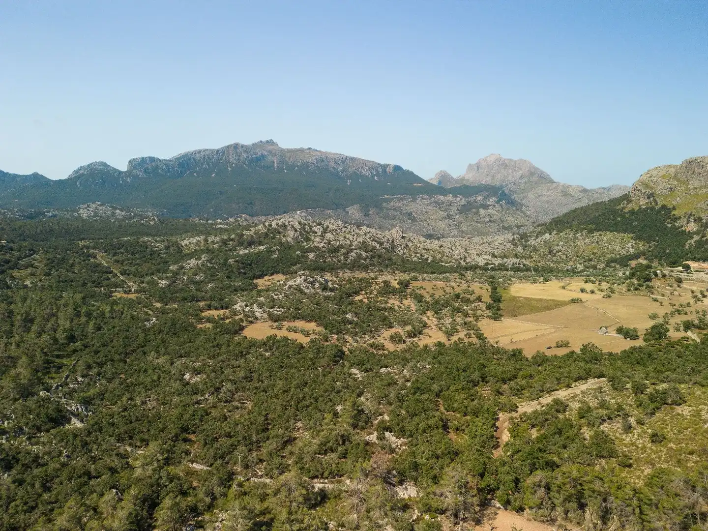 Finca rústica en venta en Escorca con Jardín privado, Terraza y Trastero